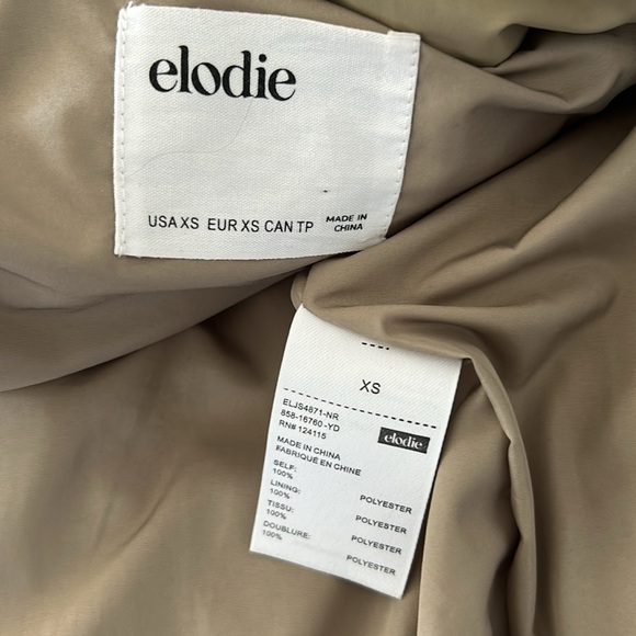 Elodie puffer oversized vest tag says size XS but fits to medium - Picture 4 of 13